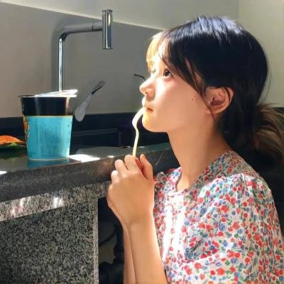 等候董建华发落国语